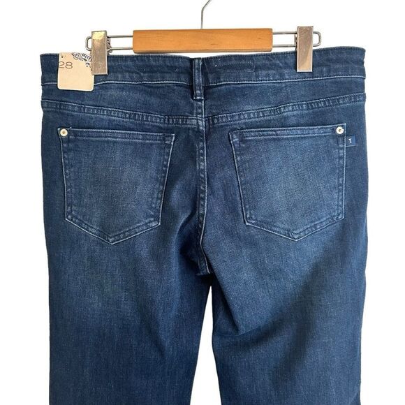 Anthropologie Pilcro Low-Rise Dark Wash Boho Style Flare Jeans Size 28 NWT - Picture 6 of 13